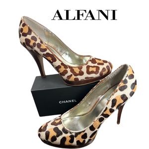 Alfani Faux Cheetah 🐆 Pump with Wooden Heel, Size 9